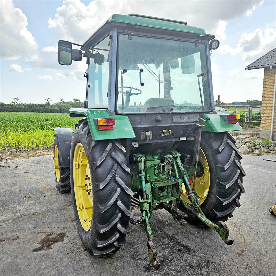 John Deere 2850 MFWD - Traktor: pilt 4 John Deere 2850 MFWD - Traktor: pilt 4