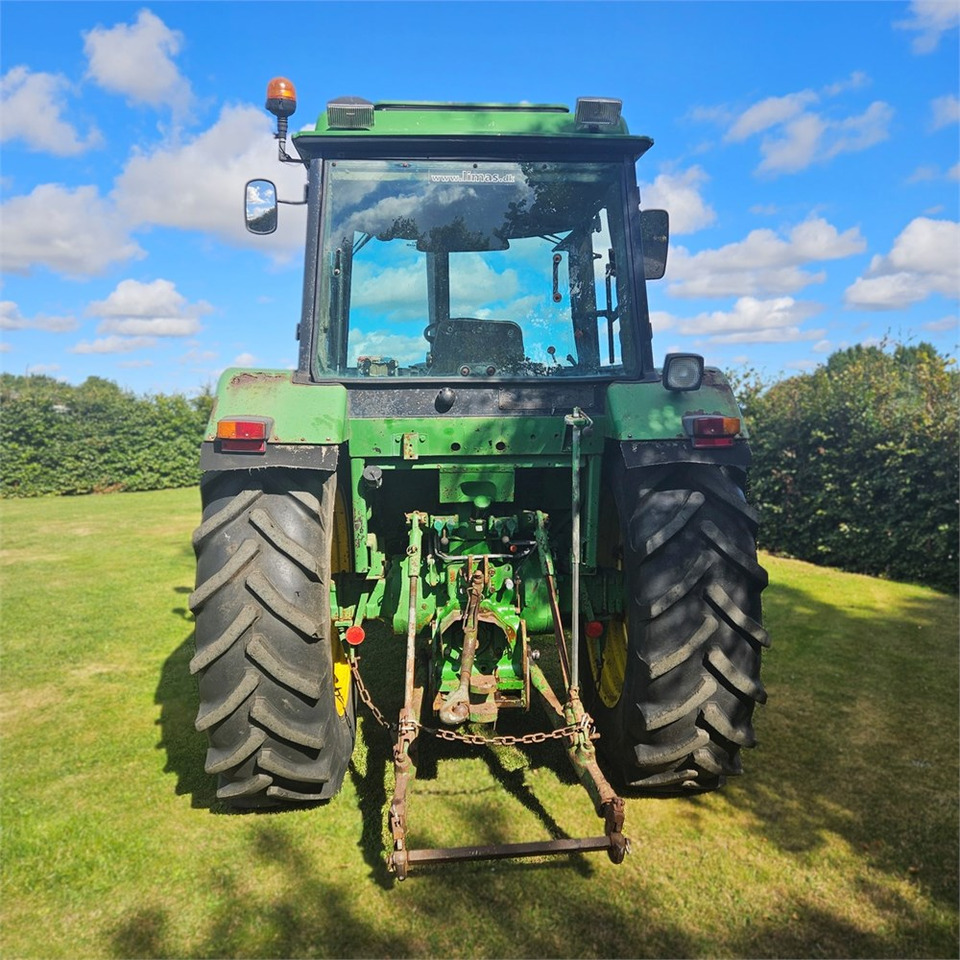 John Deere 3140 - Traktor: pilt 3 John Deere 3140 - Traktor: pilt 3