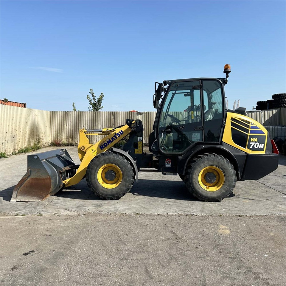 Komatsu WA70M - Rataslaadur: pilt 1 Komatsu WA70M - Rataslaadur: pilt 1