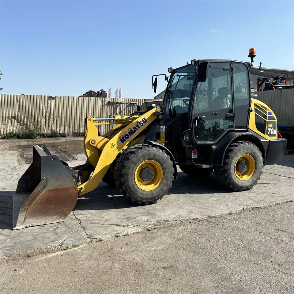 Komatsu WA70M - Rataslaadur: pilt 2 Komatsu WA70M - Rataslaadur: pilt 2