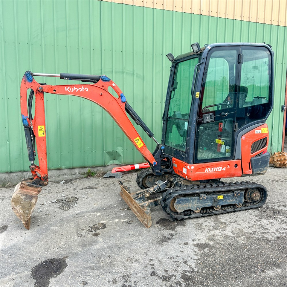 Kubota KX019-4 - Miniekskavaator: pilt 1 Kubota KX019-4 - Miniekskavaator: pilt 1