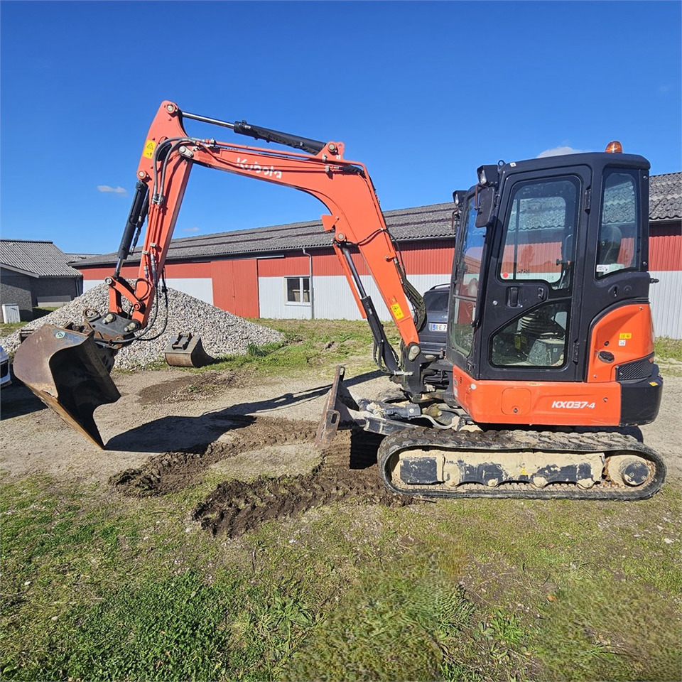Kubota KX037-4 - Miniekskavaator: pilt 1 Kubota KX037-4 - Miniekskavaator: pilt 1