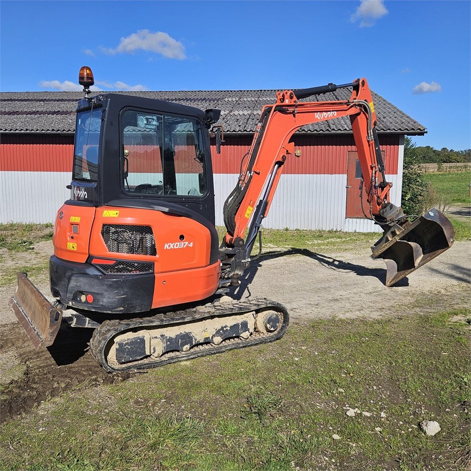 Kubota KX037-4 - Miniekskavaator: pilt 5 Kubota KX037-4 - Miniekskavaator: pilt 5
