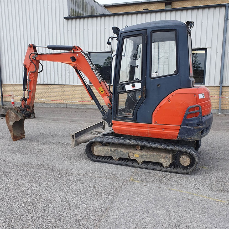 Kubota KX61-3 - Miniekskavaator: pilt 1 Kubota KX61-3 - Miniekskavaator: pilt 1