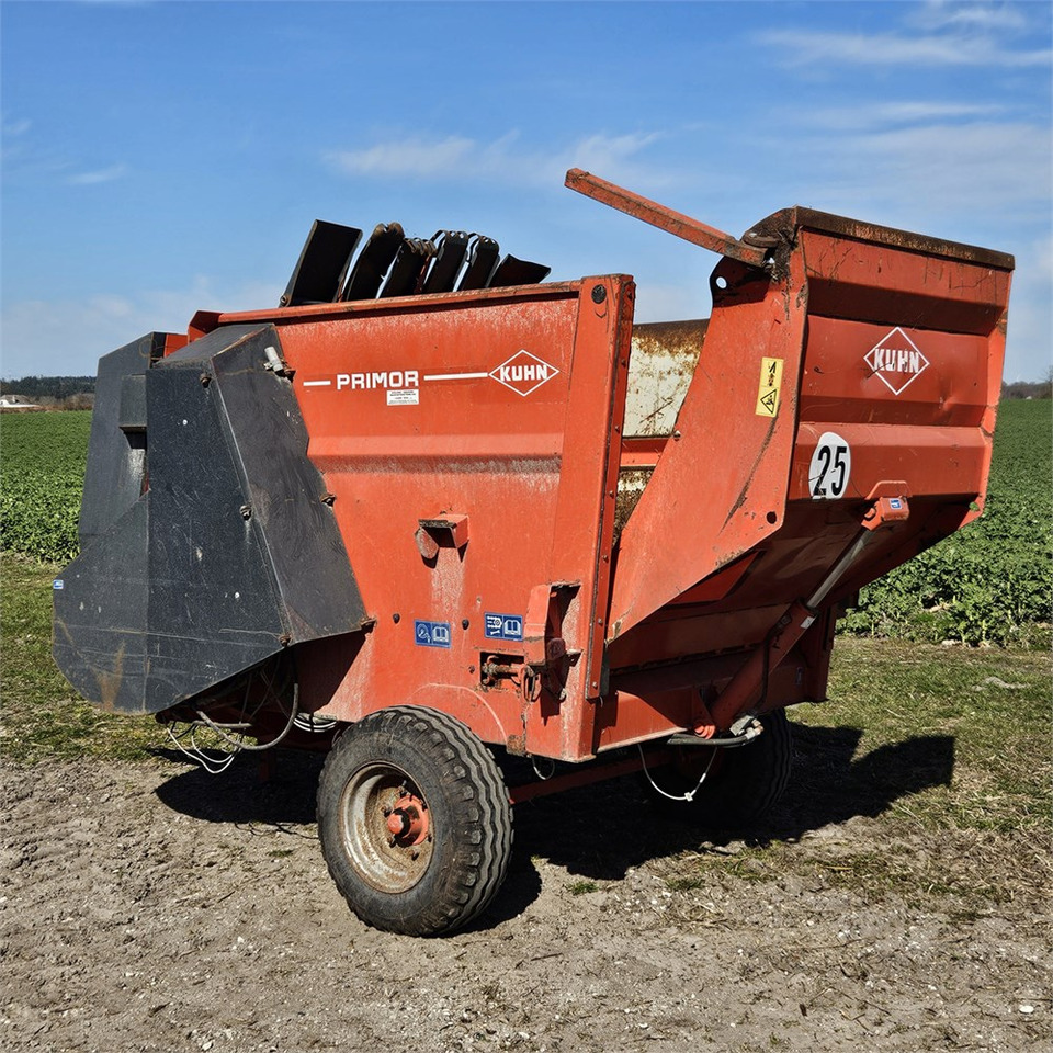 Kuhn PRI 3560 - Loomakasvatusseadmed: pilt 3 Kuhn PRI 3560 - Loomakasvatusseadmed: pilt 3
