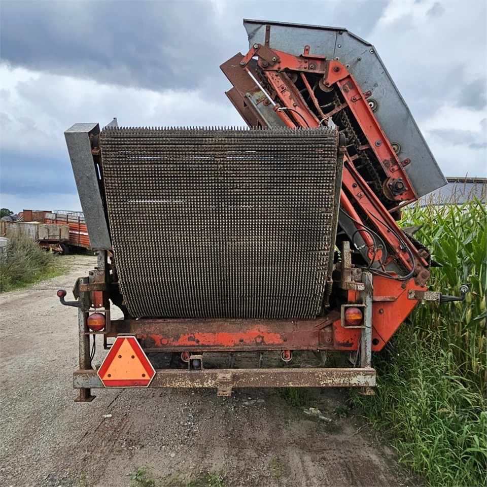 Kverneland UN 2200 - Kartulivõtumasin: pilt 3 Kverneland UN 2200 - Kartulivõtumasin: pilt 3