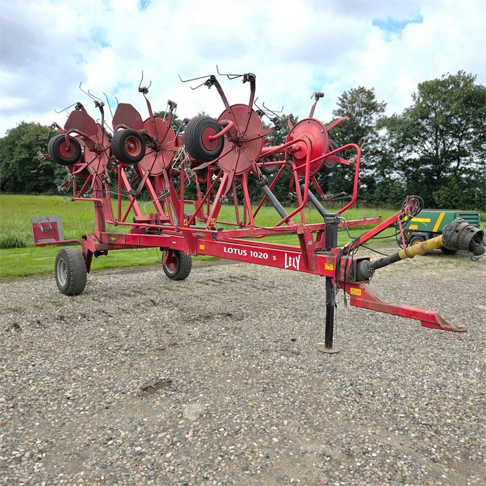 LELY Lotus 1020 s - Kaarutusseadmed: pilt 1 LELY Lotus 1020 s - Kaarutusseadmed: pilt 1