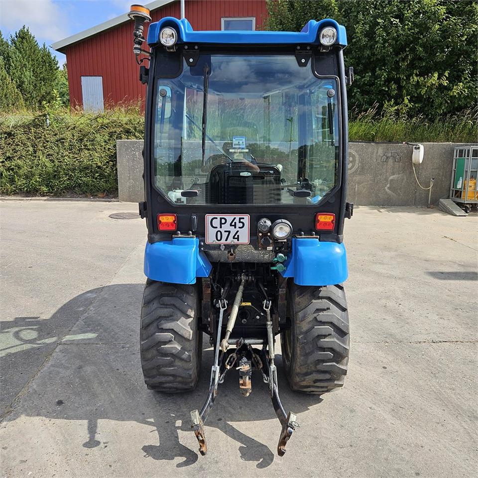 LS Mtron Ls J27HST - Munitsipaaltraktor: pilt 4 LS Mtron Ls J27HST - Munitsipaaltraktor: pilt 4