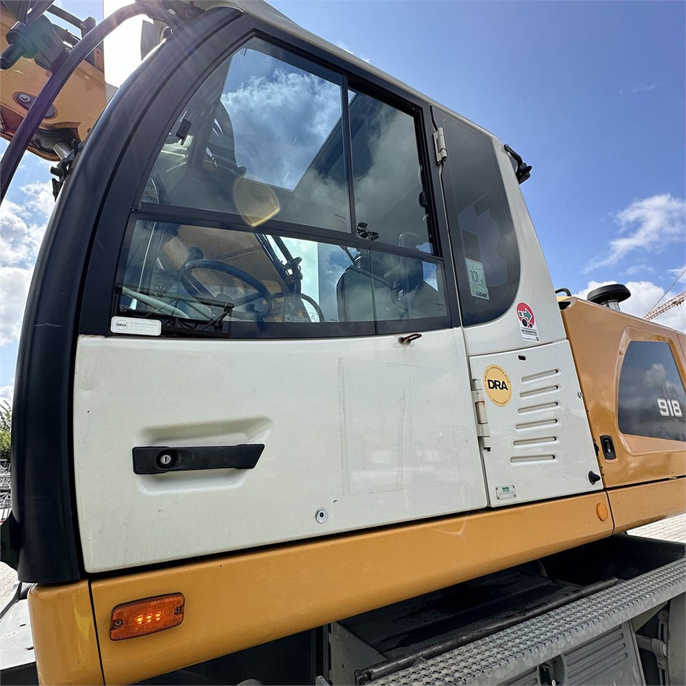 Ratastel ekskavaator Liebherr A 918 Litronic: pilt 11