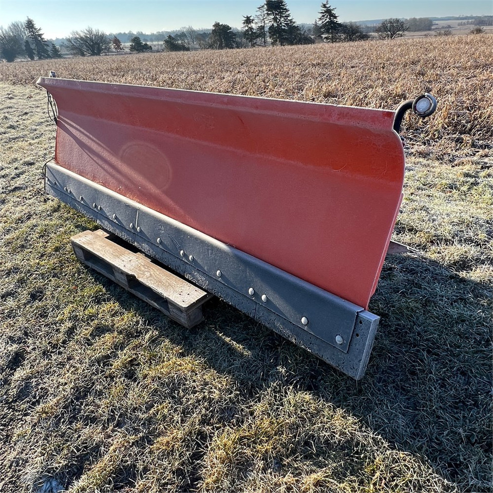 Limas SHL 300 - Traktor: pilt 4 Limas SHL 300 - Traktor: pilt 4