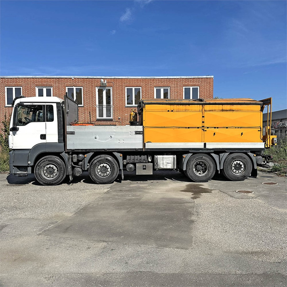 MAN TG 35. 8x2-6 BL - Madelveok/ Platvormveok, Gudronaator: pilt 3 MAN TG 35. 8x2-6 BL - Madelveok/ Platvormveok, Gudronaator: pilt 3
