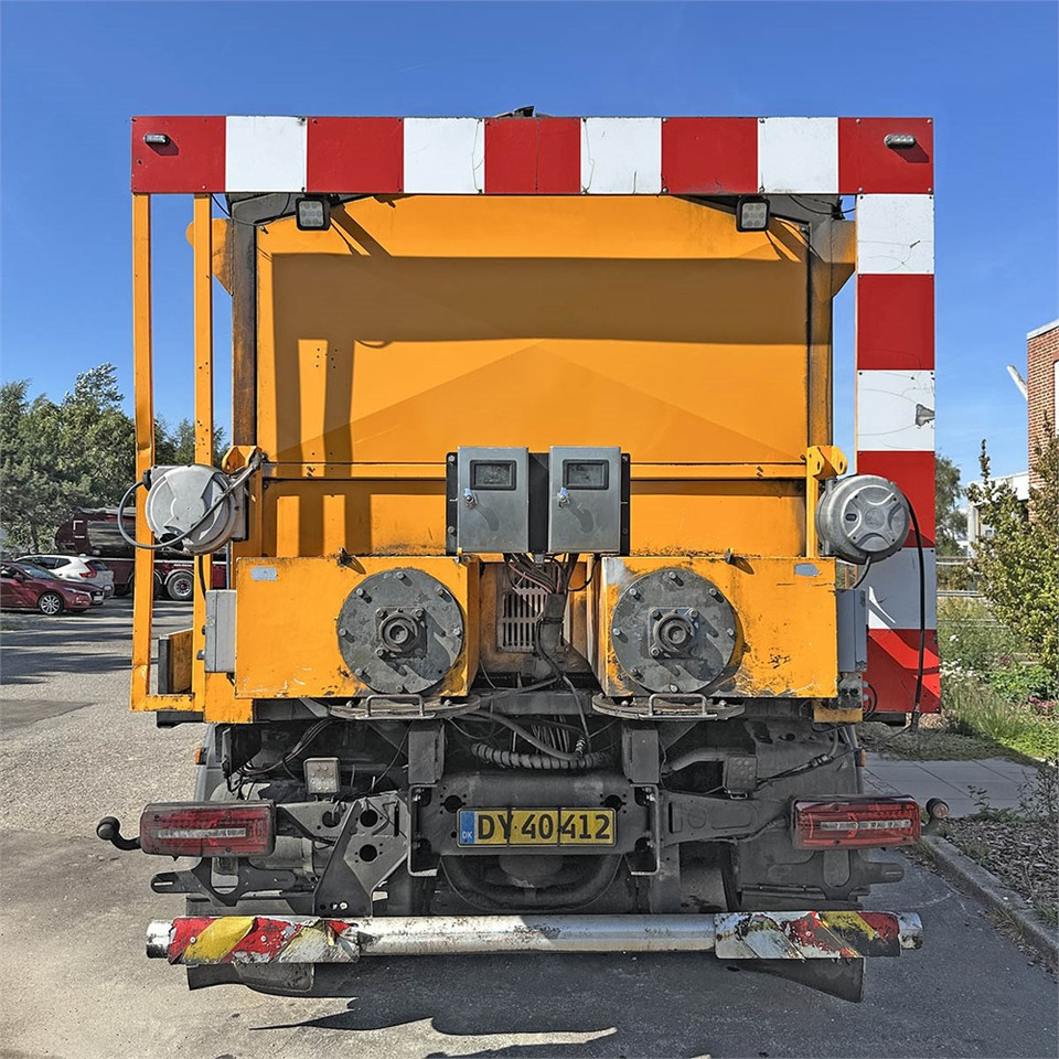 MAN TG 35. 8x2-6 BL - Madelveok/ Platvormveok, Gudronaator: pilt 5 MAN TG 35. 8x2-6 BL - Madelveok/ Platvormveok, Gudronaator: pilt 5
