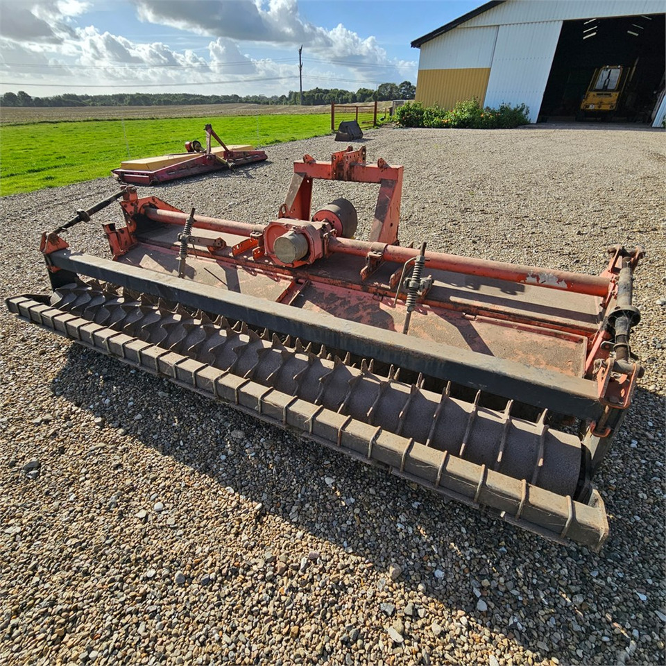 Maschio CB300 - Mullafrees: pilt 1 Maschio CB300 - Mullafrees: pilt 1