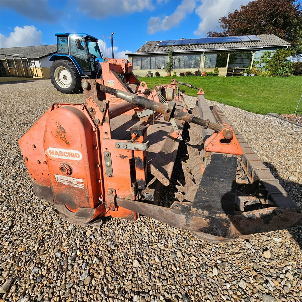 Maschio CB300 - Mullafrees: pilt 3 Maschio CB300 - Mullafrees: pilt 3