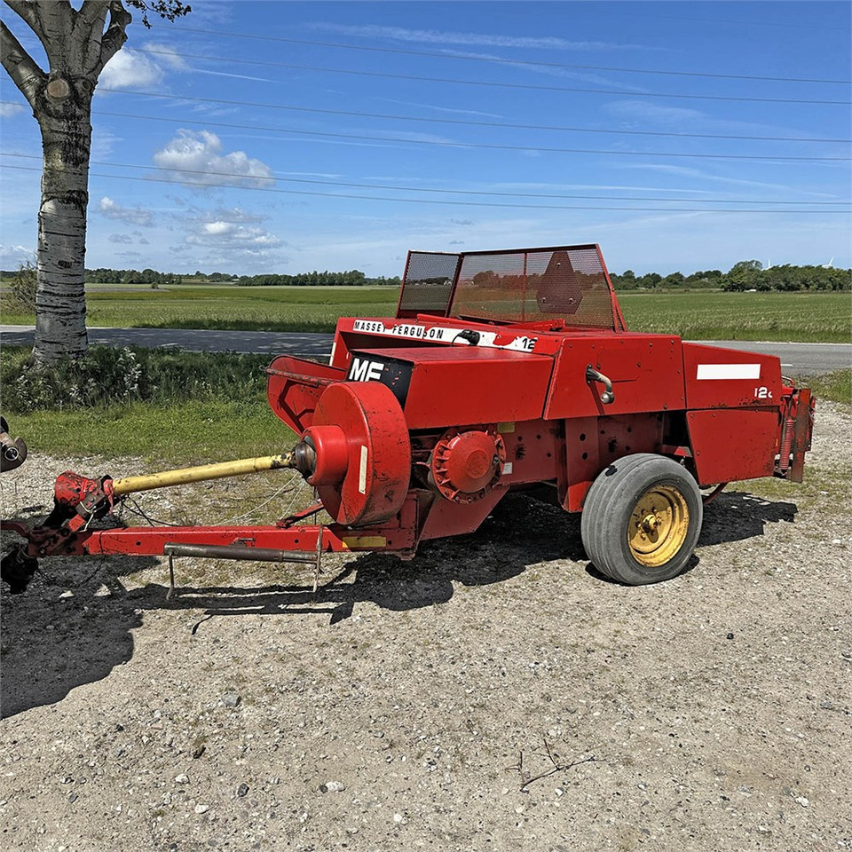 Massey Ferguson MF128 - Kaarutusseadmed: pilt 3 Massey Ferguson MF128 - Kaarutusseadmed: pilt 3