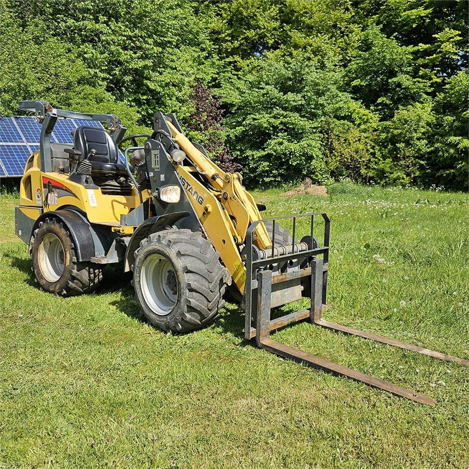 Mustang AL406 - Kompaktlaadur: pilt 5 Mustang AL406 - Kompaktlaadur: pilt 5