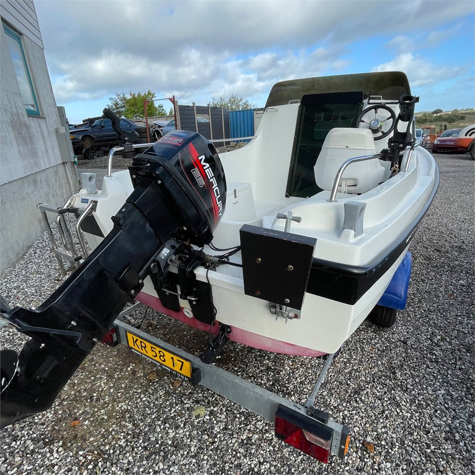 MB Sealine 500 Cabin S71 - Muu seadmestik: pilt 5 MB Sealine 500 Cabin S71 - Muu seadmestik: pilt 5