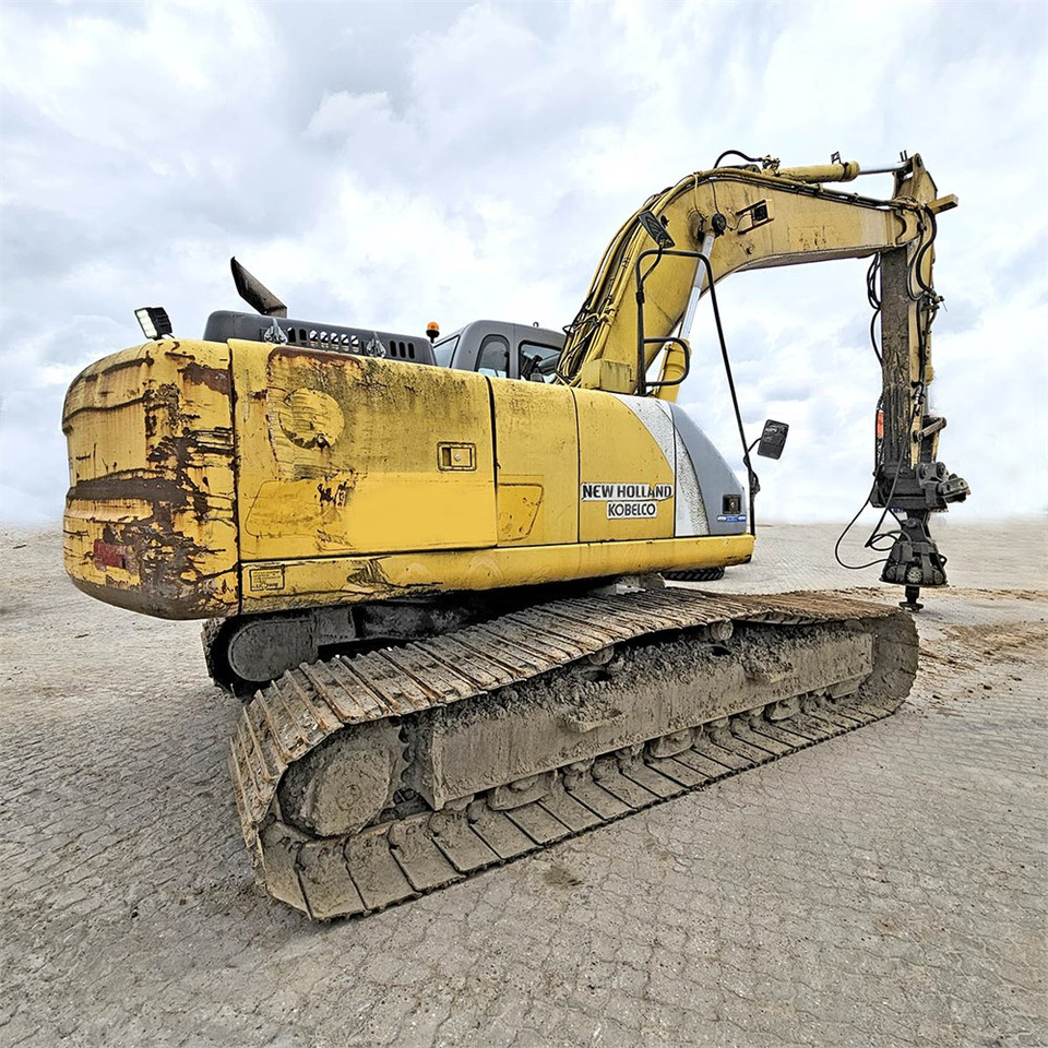 New Holland E265 - Lintekskavaator: pilt 3 New Holland E265 - Lintekskavaator: pilt 3