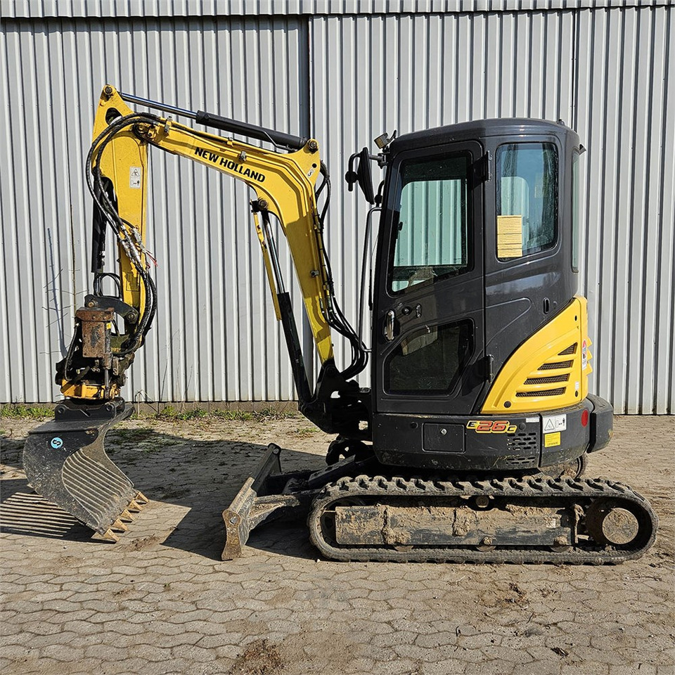 New Holland E26C - Miniekskavaator: pilt 1 New Holland E26C - Miniekskavaator: pilt 1