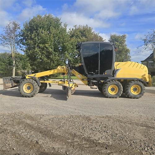 New Holland F 106.7A - Teehöövel: pilt 4 New Holland F 106.7A - Teehöövel: pilt 4