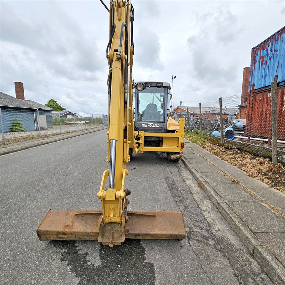 New Holland LB115 - Ekskavaator-laadur: pilt 5 New Holland LB115 - Ekskavaator-laadur: pilt 5