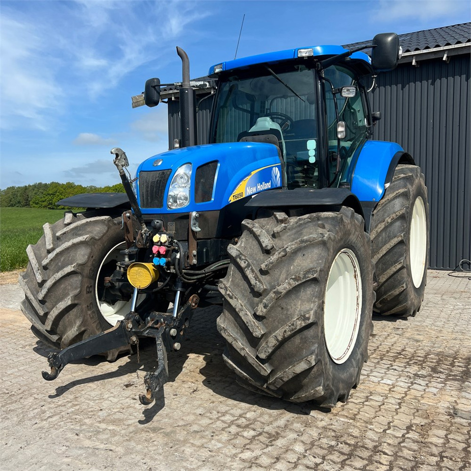 Traktor New Holland T6050: pilt 13