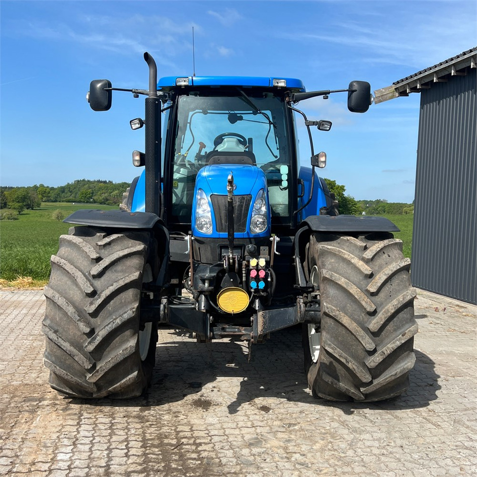 Traktor New Holland T6050: pilt 14