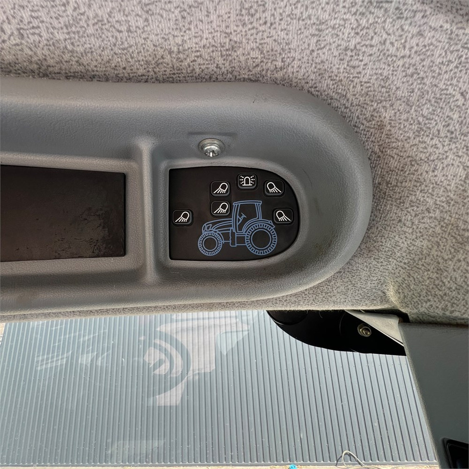 Traktor New Holland T6050: pilt 29