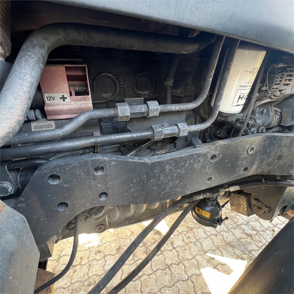 Traktor New Holland T6050: pilt 41