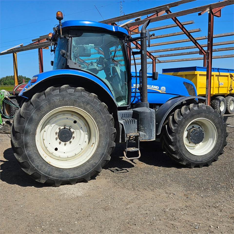 New Holland T7.235 Power Command - Traktor: pilt 3 New Holland T7.235 Power Command - Traktor: pilt 3