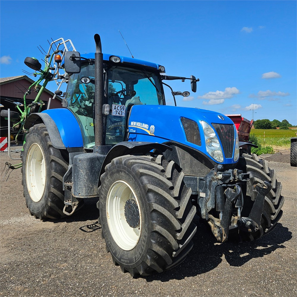 New Holland T7.235 Power Command - Traktor: pilt 1 New Holland T7.235 Power Command - Traktor: pilt 1