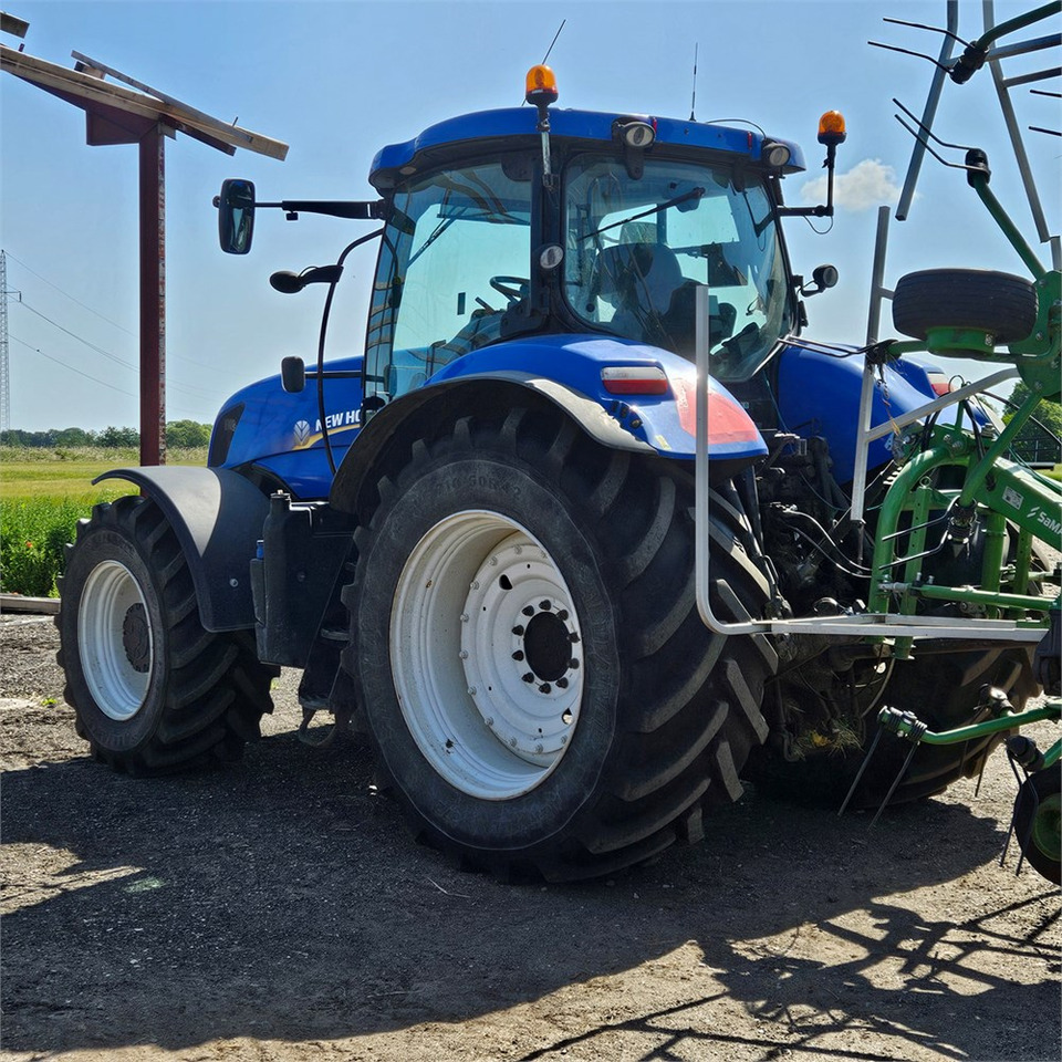 New Holland T7.235 Power Command - Traktor: pilt 4 New Holland T7.235 Power Command - Traktor: pilt 4