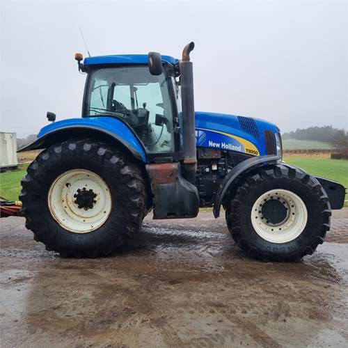 New Holland T8050 Class 5 - Traktor: pilt 2 New Holland T8050 Class 5 - Traktor: pilt 2