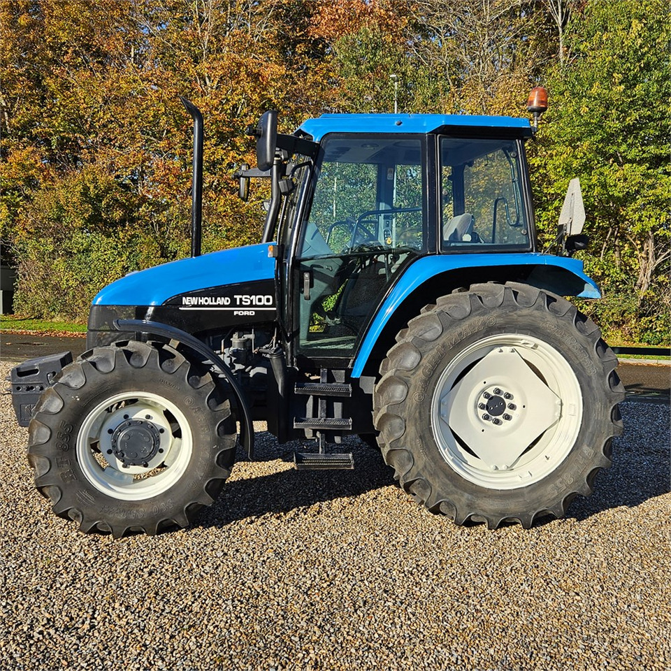 New Holland TS 100 - Traktor: pilt 3 New Holland TS 100 - Traktor: pilt 3