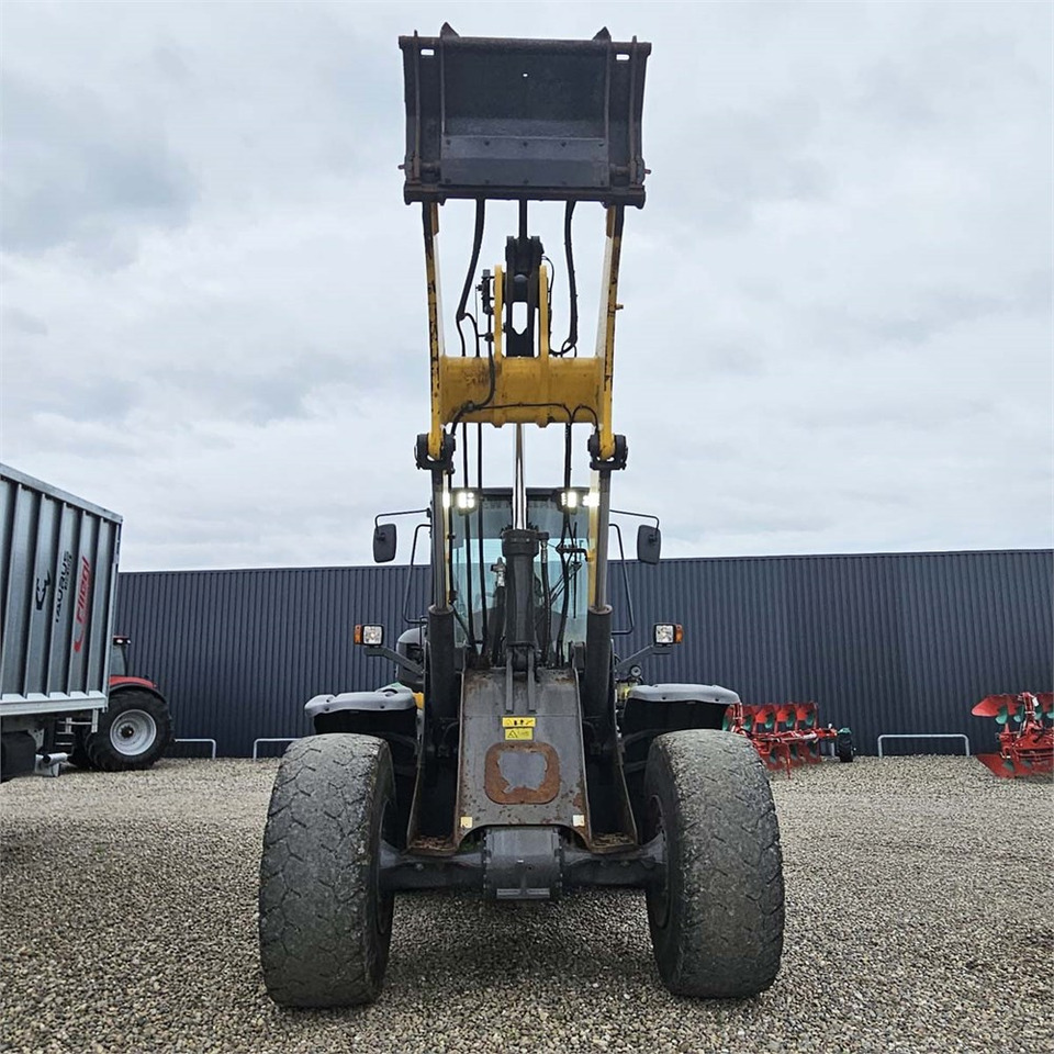 Rataslaadur New Holland W190 D: pilt 15