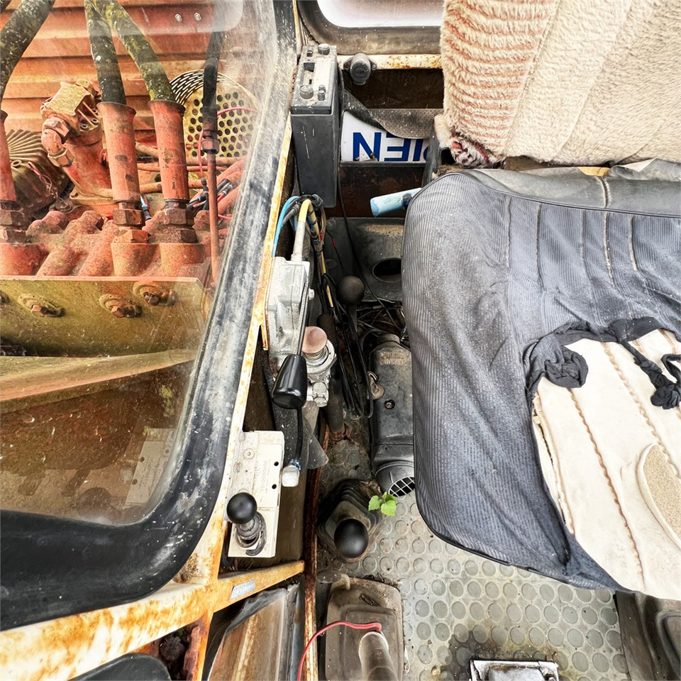 Ratastel ekskavaator O&K MH4 FA2: pilt 22