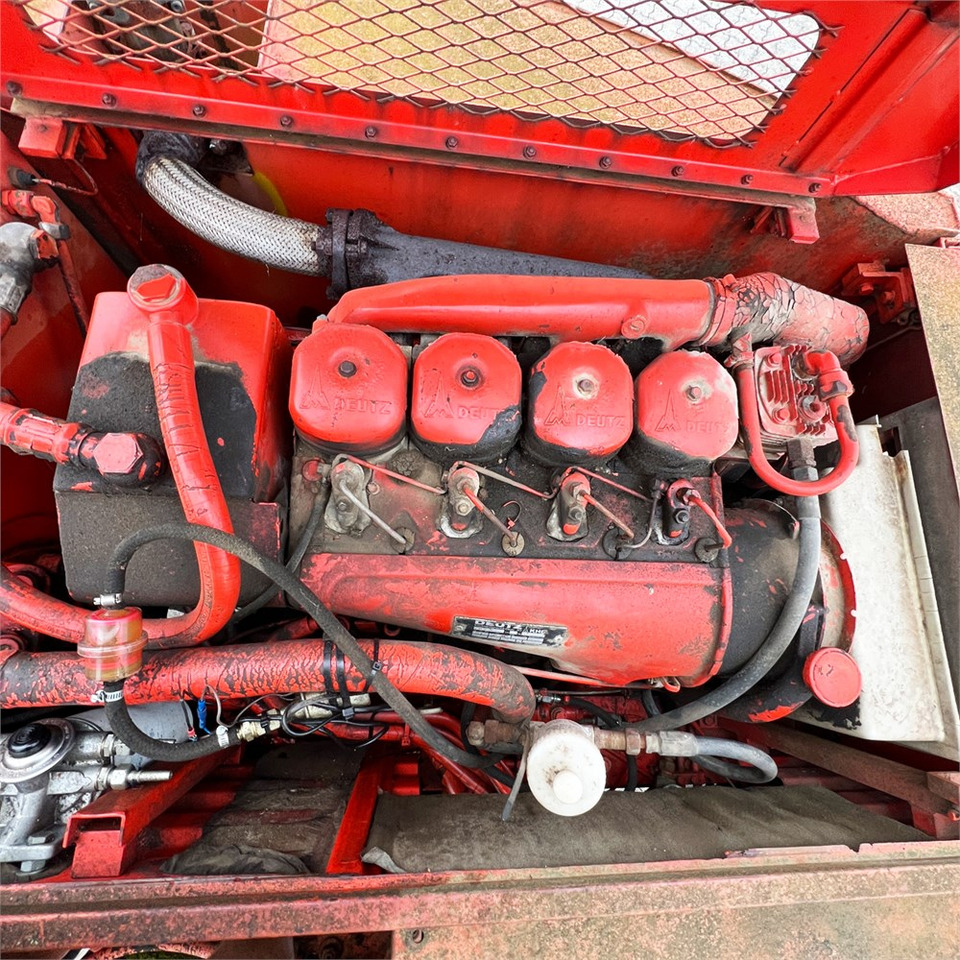 Ratastel ekskavaator O&K MH4 FA2: pilt 26