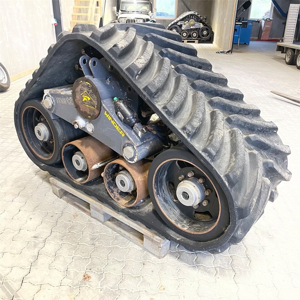 Poluzzi Track System Winder 30 - Traktor: pilt 1 Poluzzi Track System Winder 30 - Traktor: pilt 1