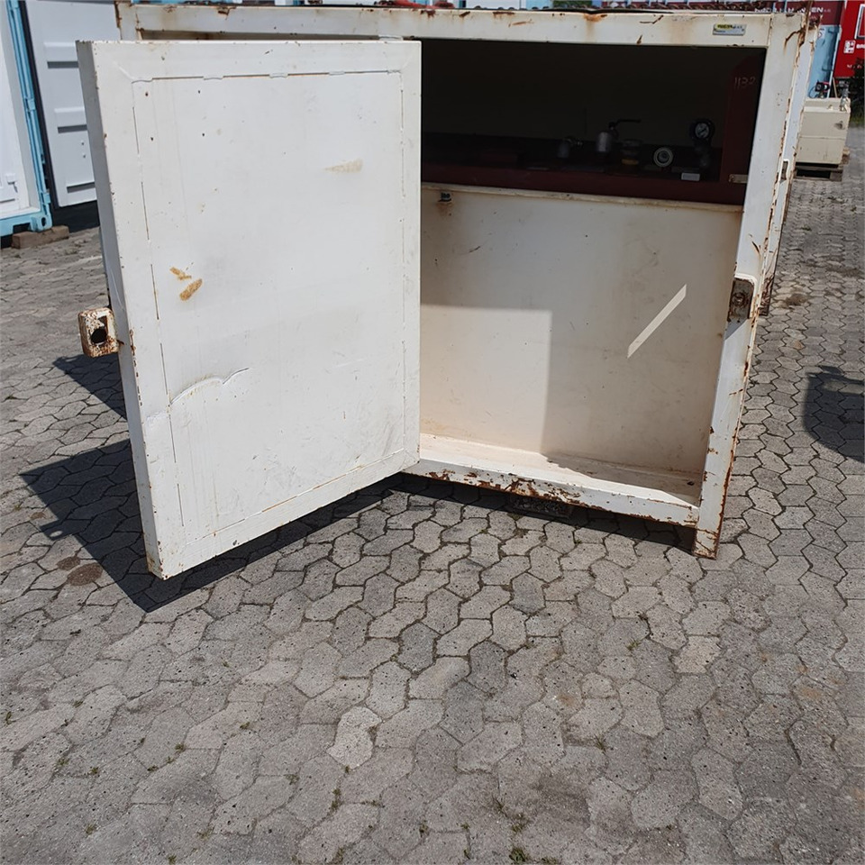 Roug A/S 2000 liter - Säilitusmahuti: pilt 2 Roug A/S 2000 liter - Säilitusmahuti: pilt 2