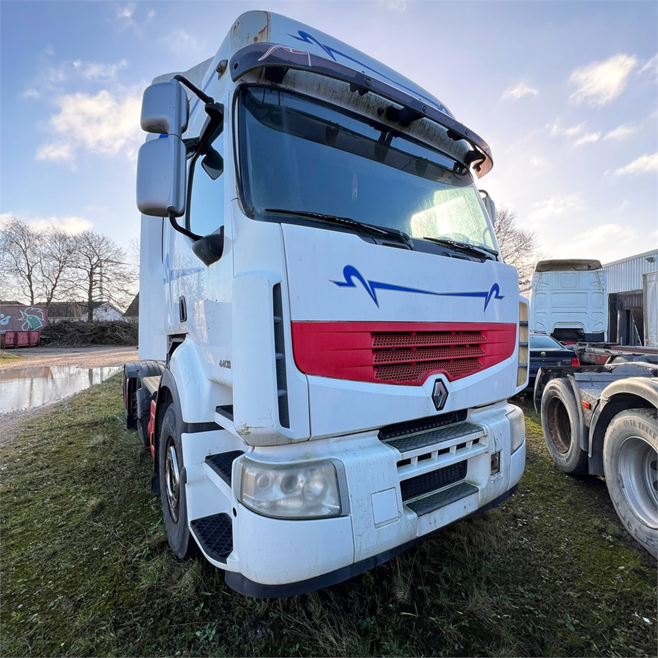 Renault 440 DXI Gigant - Sadulveok: pilt 3 Renault 440 DXI Gigant - Sadulveok: pilt 3