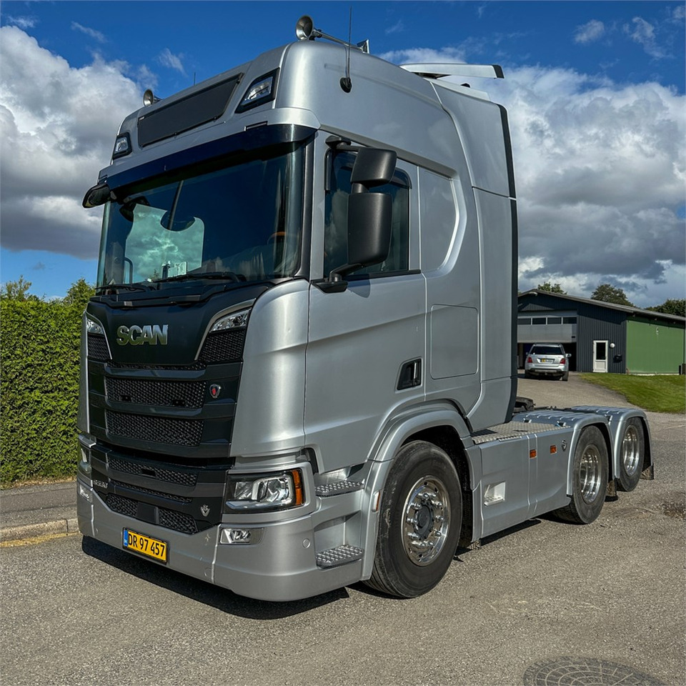 Scania R530 (A6X2NB) - Sadulveok: pilt 1 Scania R530 (A6X2NB) - Sadulveok: pilt 1