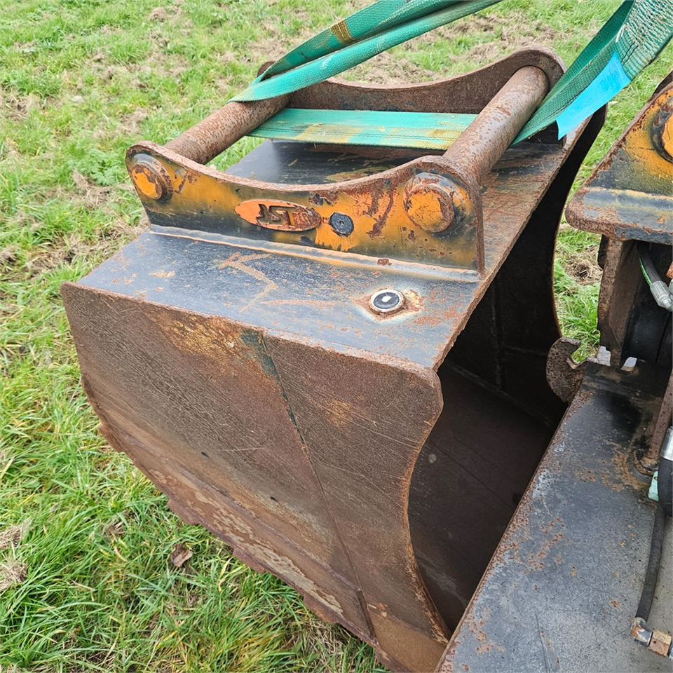 Lintekskavaator Takeuchi TB1140: pilt 40