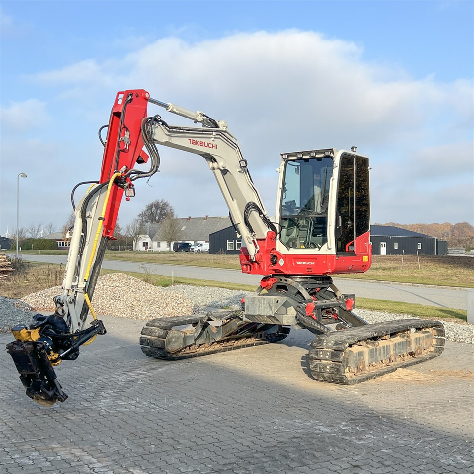 Takeuchi TB260 Levelizer - Miniekskavaator: pilt 3 Takeuchi TB260 Levelizer - Miniekskavaator: pilt 3