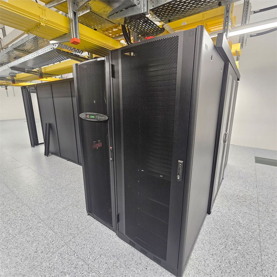 ABC APC NetShelter SX - AR3350SP - Tööstusmasin: pilt 4 ABC APC NetShelter SX - AR3350SP - Tööstusmasin: pilt 4