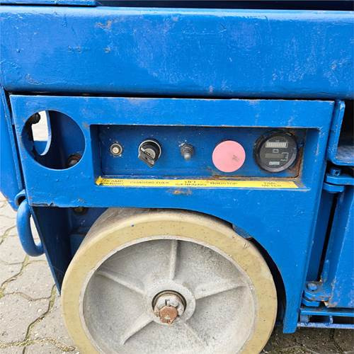 UpRight MX19 - Käärlift: pilt 5 UpRight MX19 - Käärlift: pilt 5