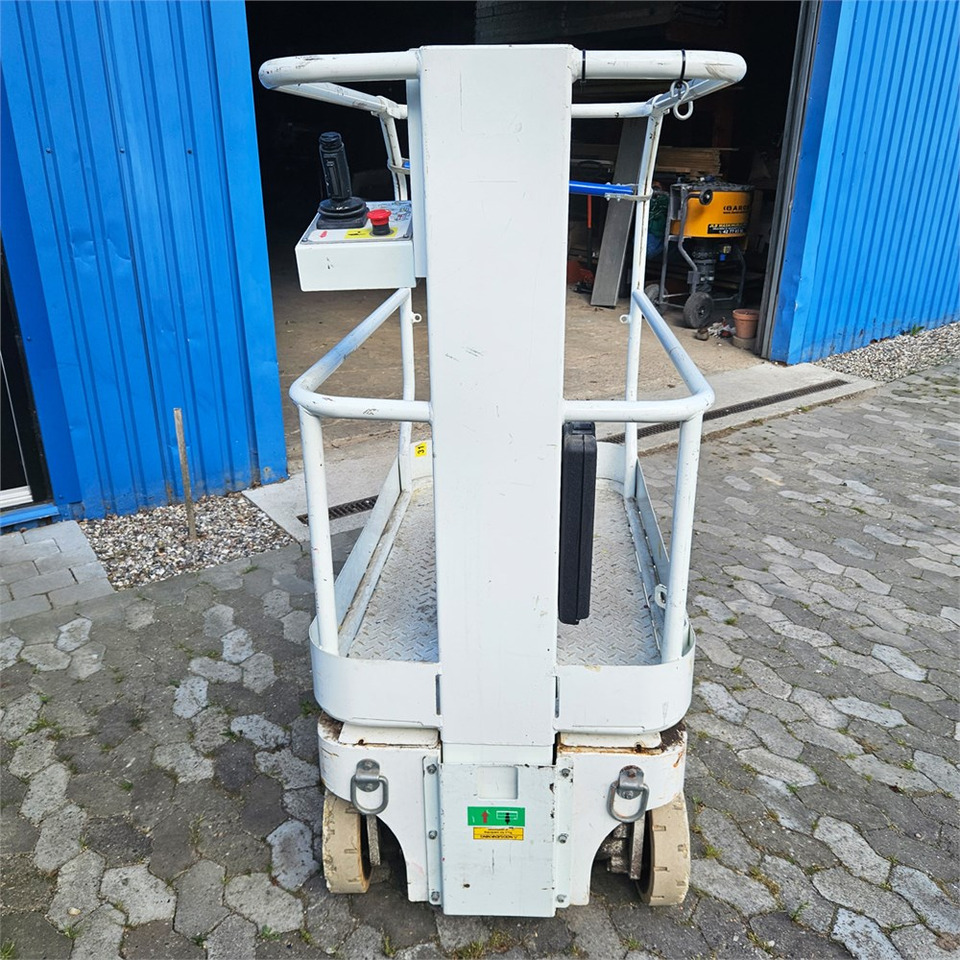 UpRight TM12 - Masttõstuk: pilt 3 UpRight TM12 - Masttõstuk: pilt 3