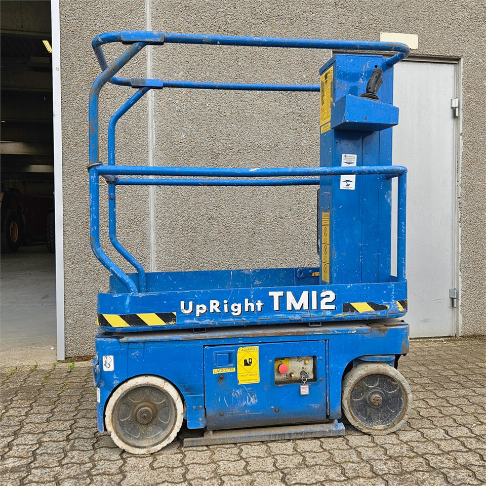 UpRight TM12 - Käärlift: pilt 3 UpRight TM12 - Käärlift: pilt 3
