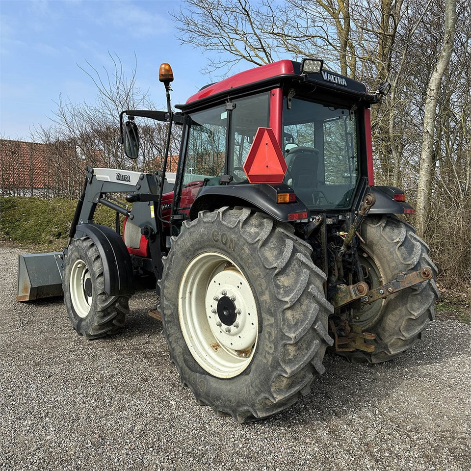 Valtra A85 - Traktor: pilt 5 Valtra A85 - Traktor: pilt 5