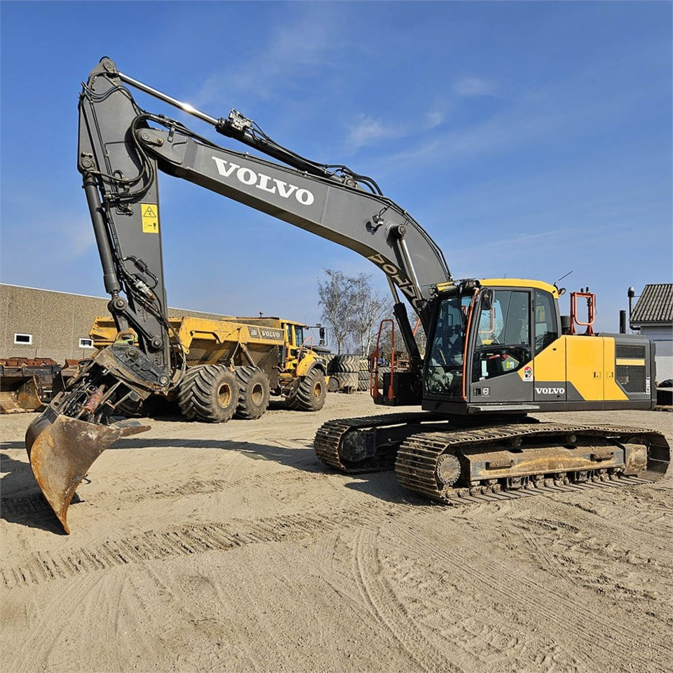 Volvo EC200 EL - Lintekskavaator: pilt 2 Volvo EC200 EL - Lintekskavaator: pilt 2