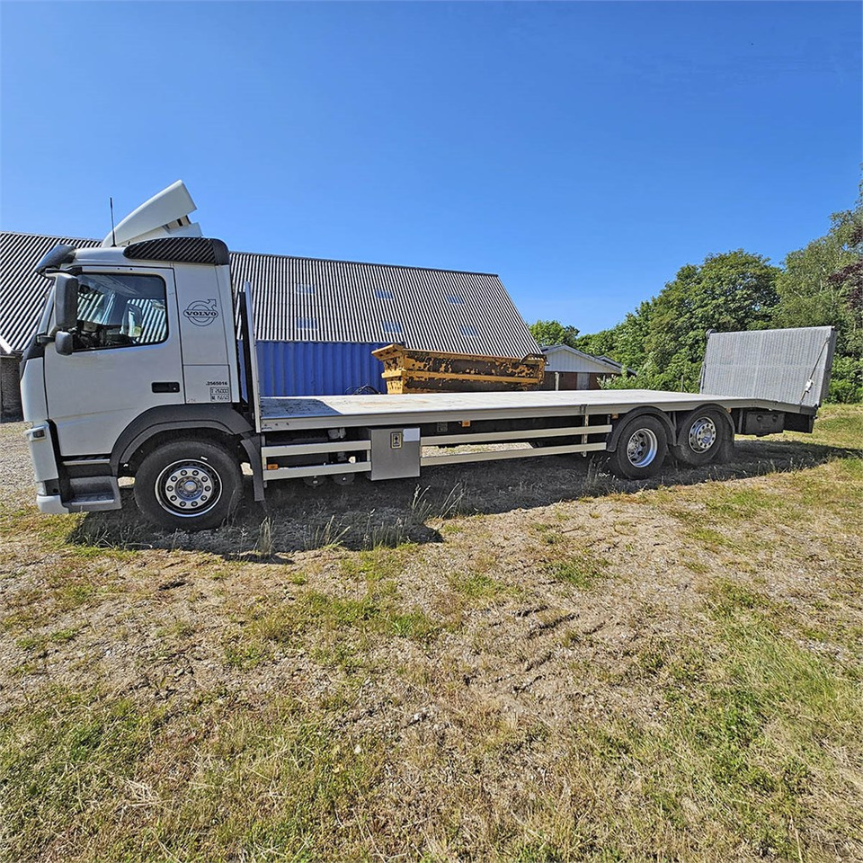 Volvo FM 330 - Treilerveoauto: pilt 2 Volvo FM 330 - Treilerveoauto: pilt 2